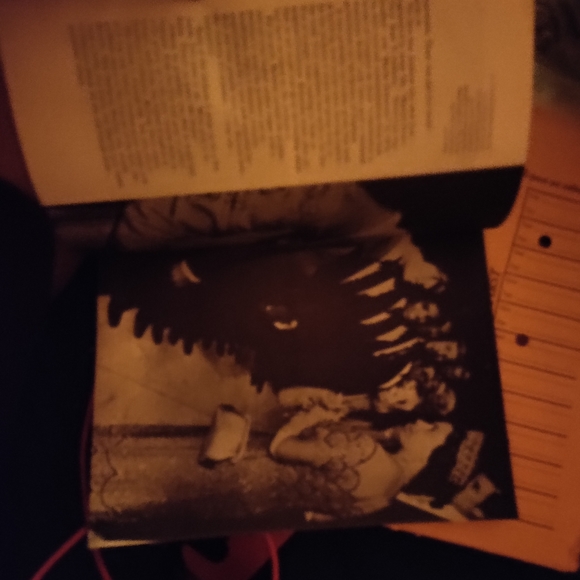 Collectibles - Picture 3 of 3